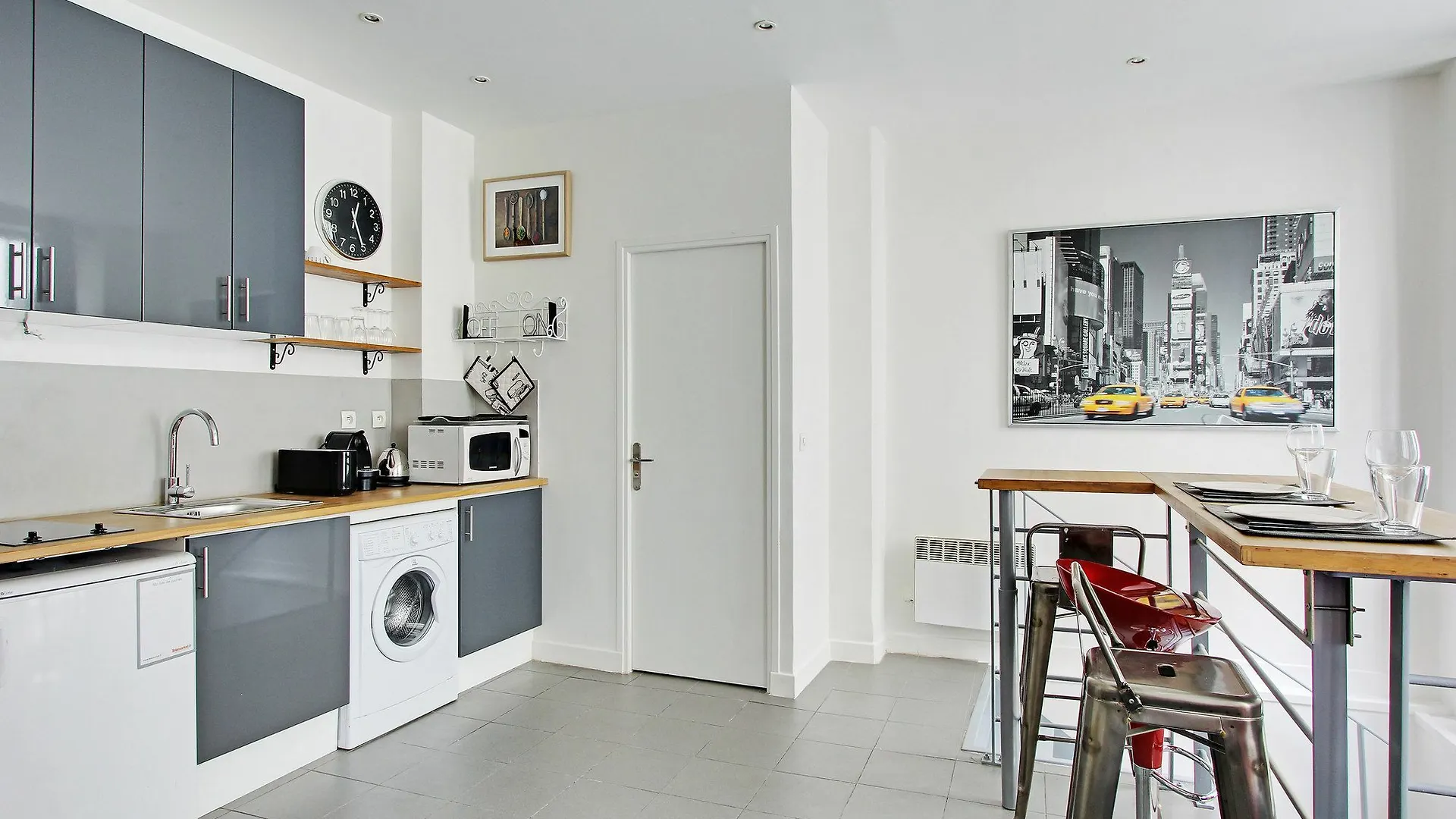 Pick A Flat - Le Marais / Republique باريس