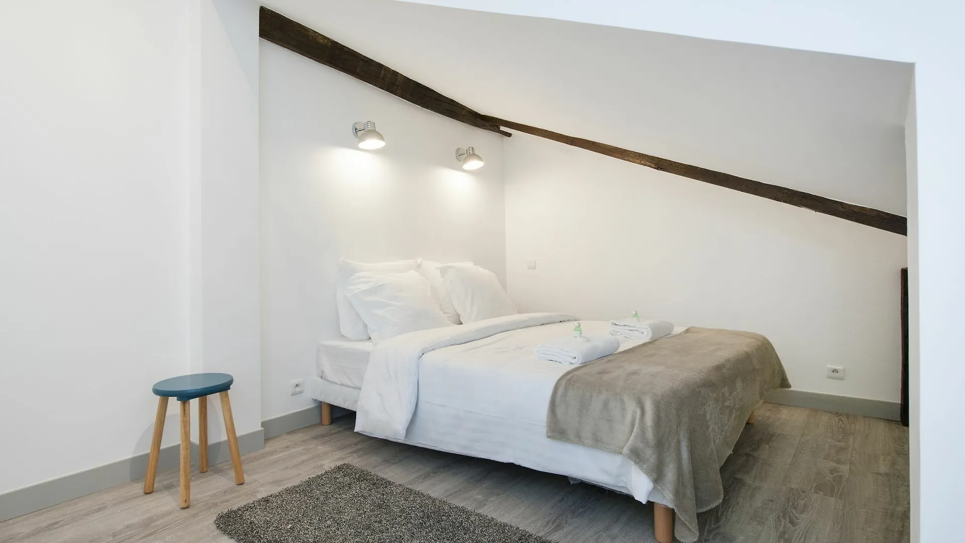 Pick A Flat - Le Marais / Republique Apartment