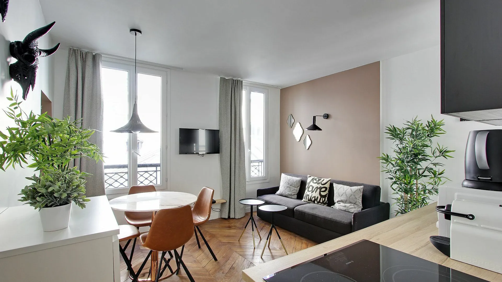 Pick A Flat - Le Marais / Republique Apartment Paris