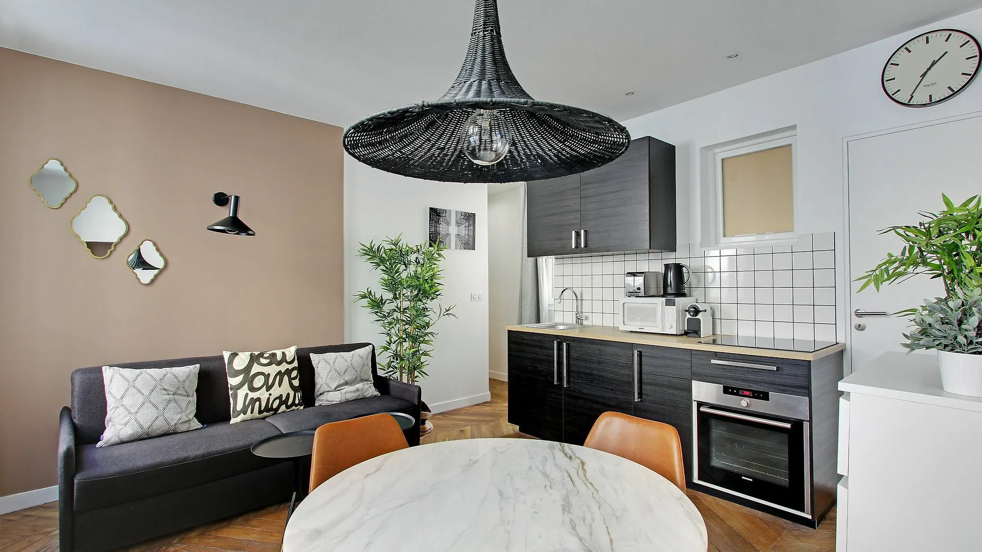 Pick A Flat - Le Marais / Republique Apartment Paris